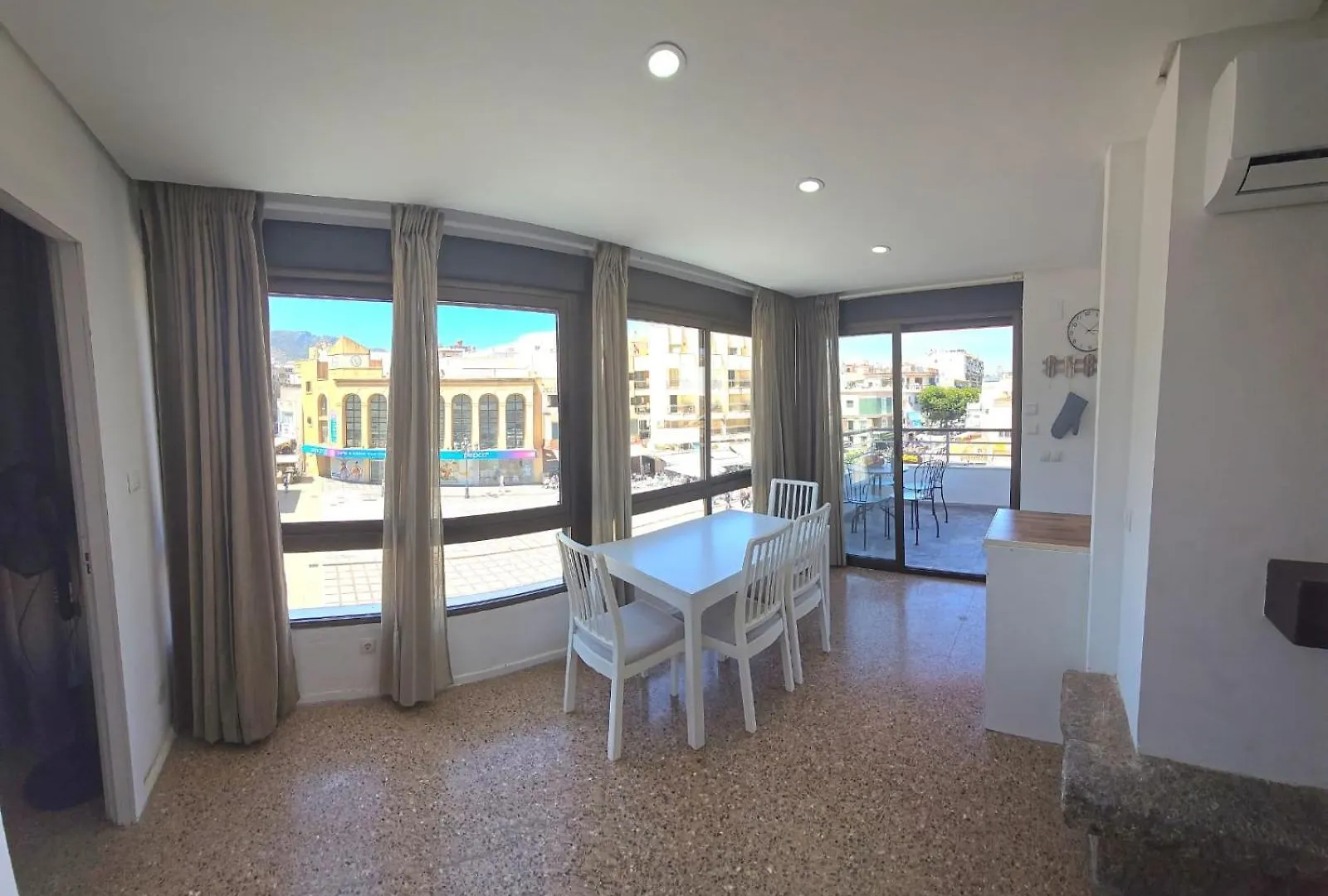 Nogalera Rainbow, 2-Bedroom Apartment With Pool And Parking Torremolinos