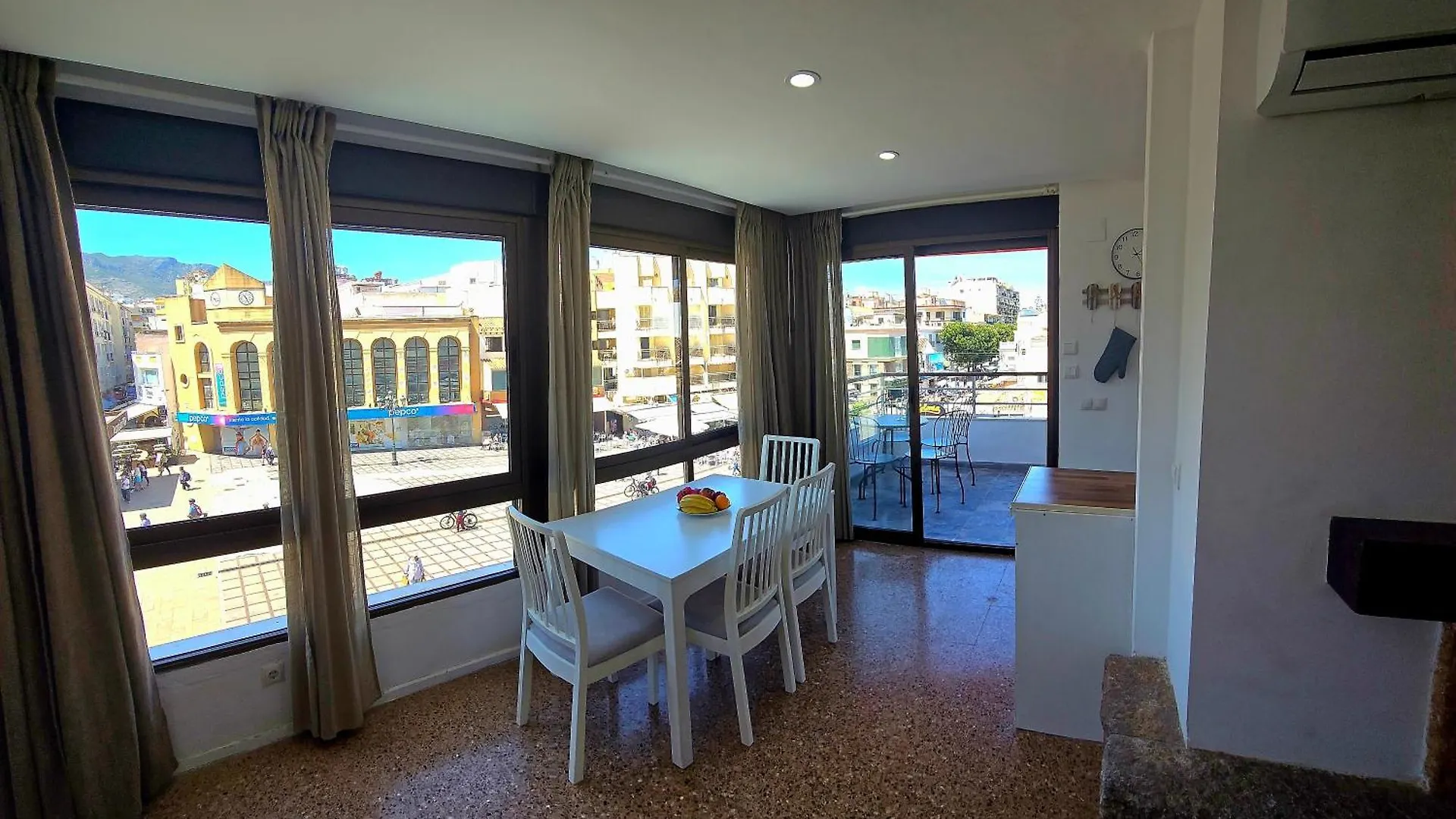 Nogalera Rainbow, 2-Bedroom Apartment With Pool And Parking Torremolinos