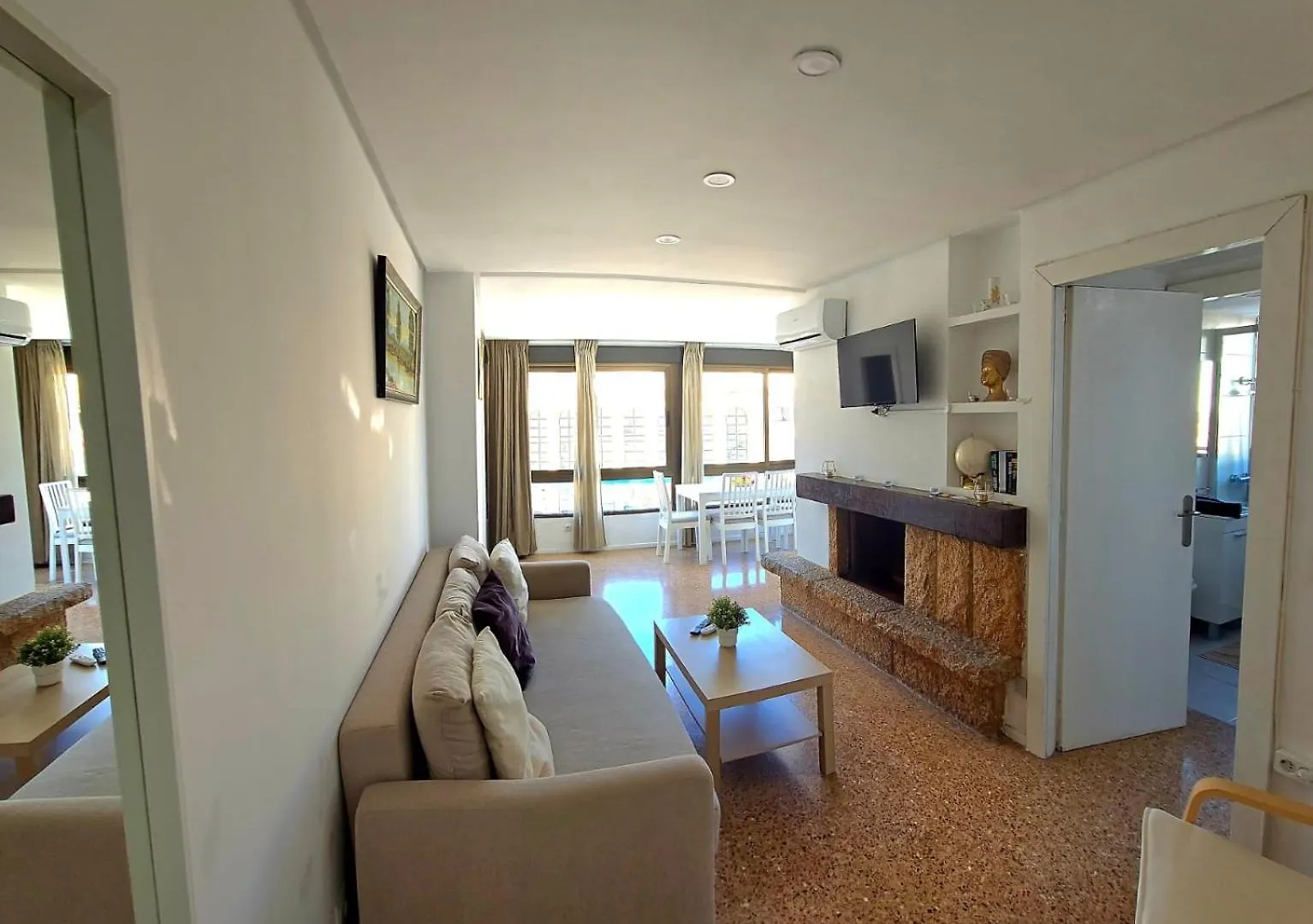Nogalera Rainbow, 2-Bedroom Apartment With Pool And Parking Torremolinos